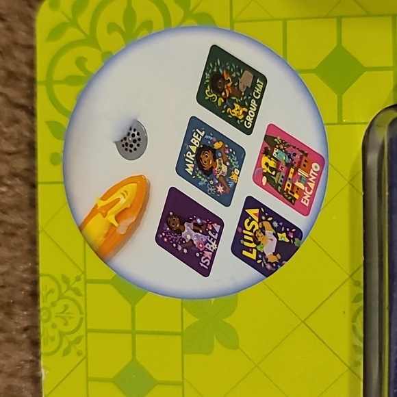 Disney Encanto 5 pk bath tub treads & resusable drink pouch - Picture 2 of 4